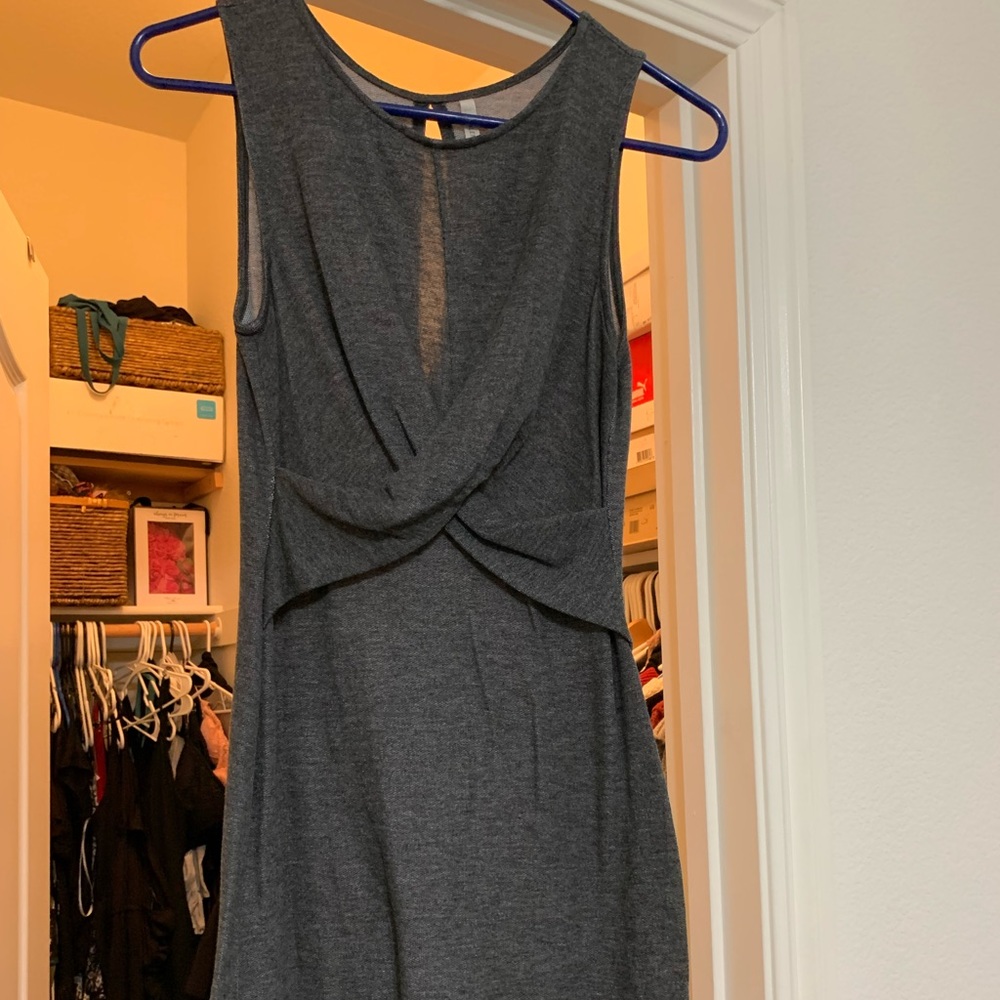 Cute grey sleeveless dress
